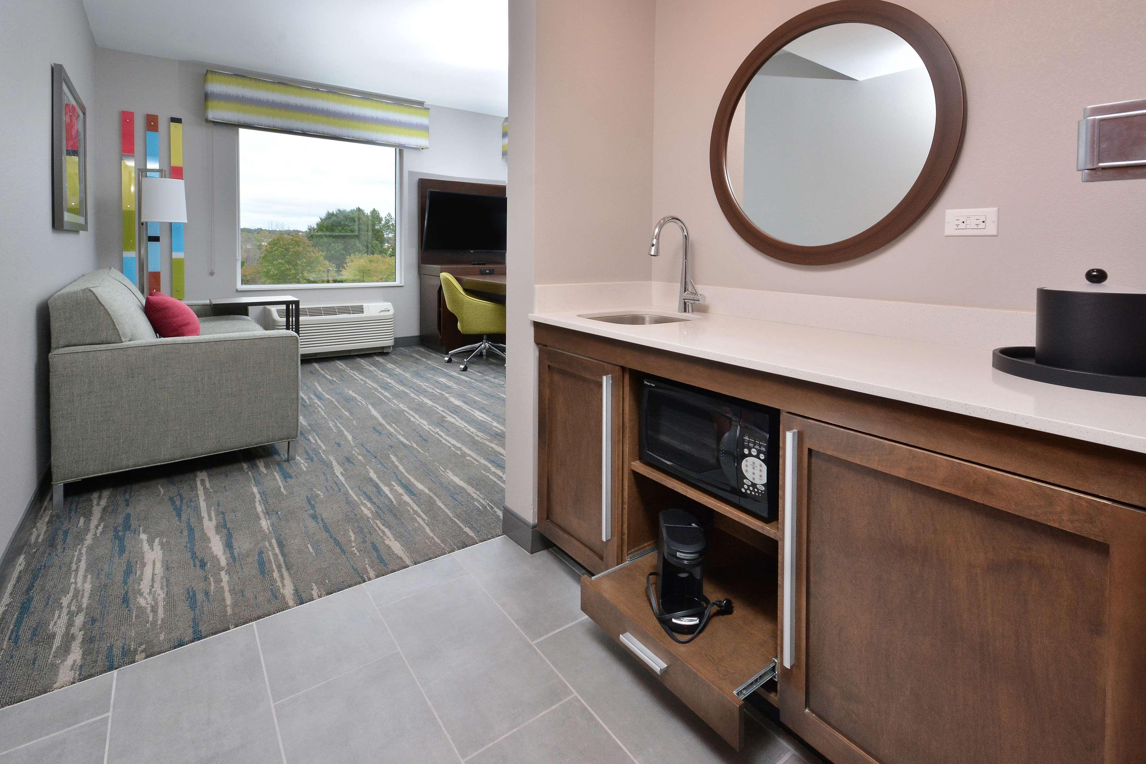 Hampton Inn & Suites Charlotte North I 485 Exteriör bild