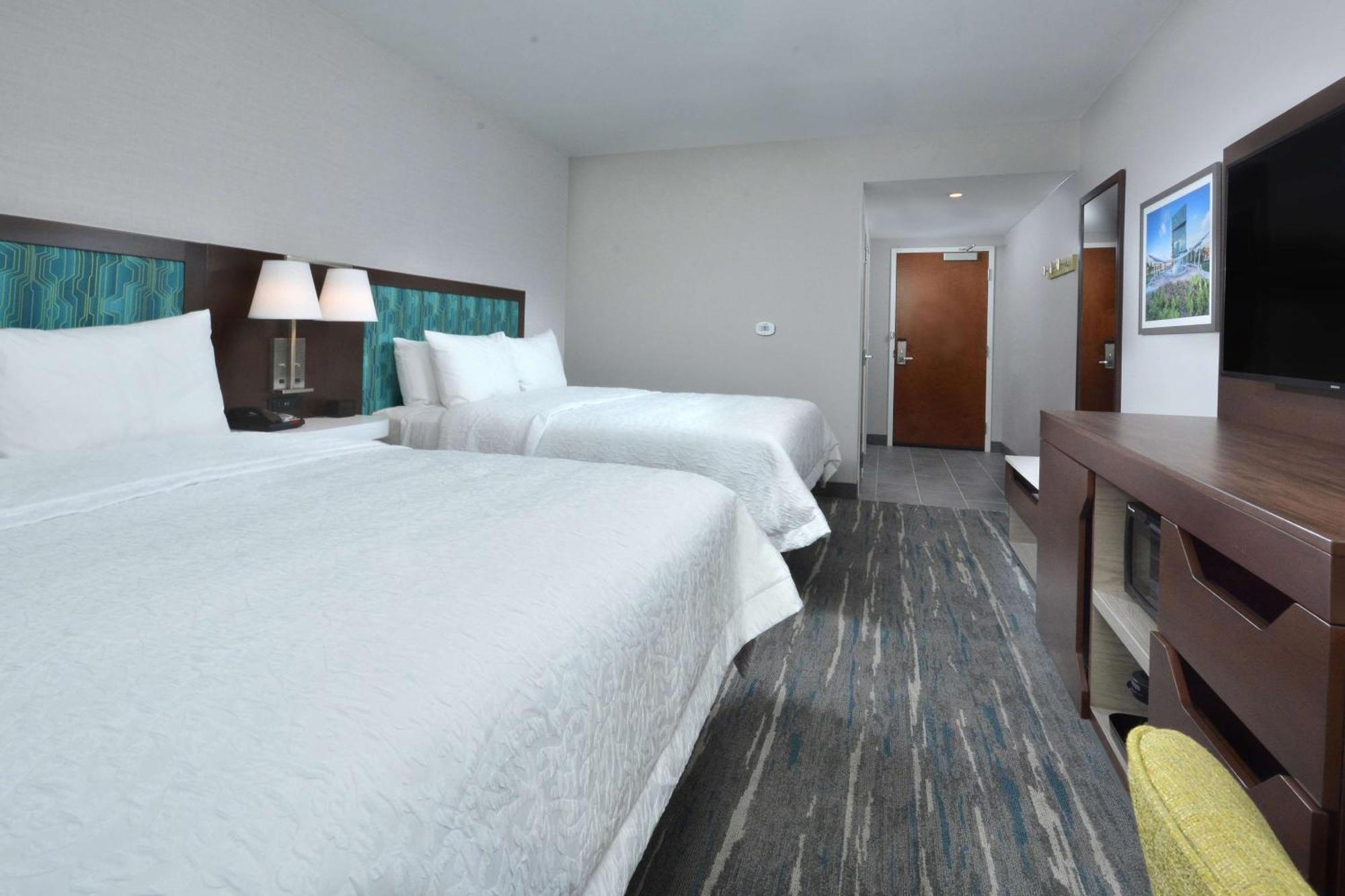 Hampton Inn & Suites Charlotte North I 485 Exteriör bild