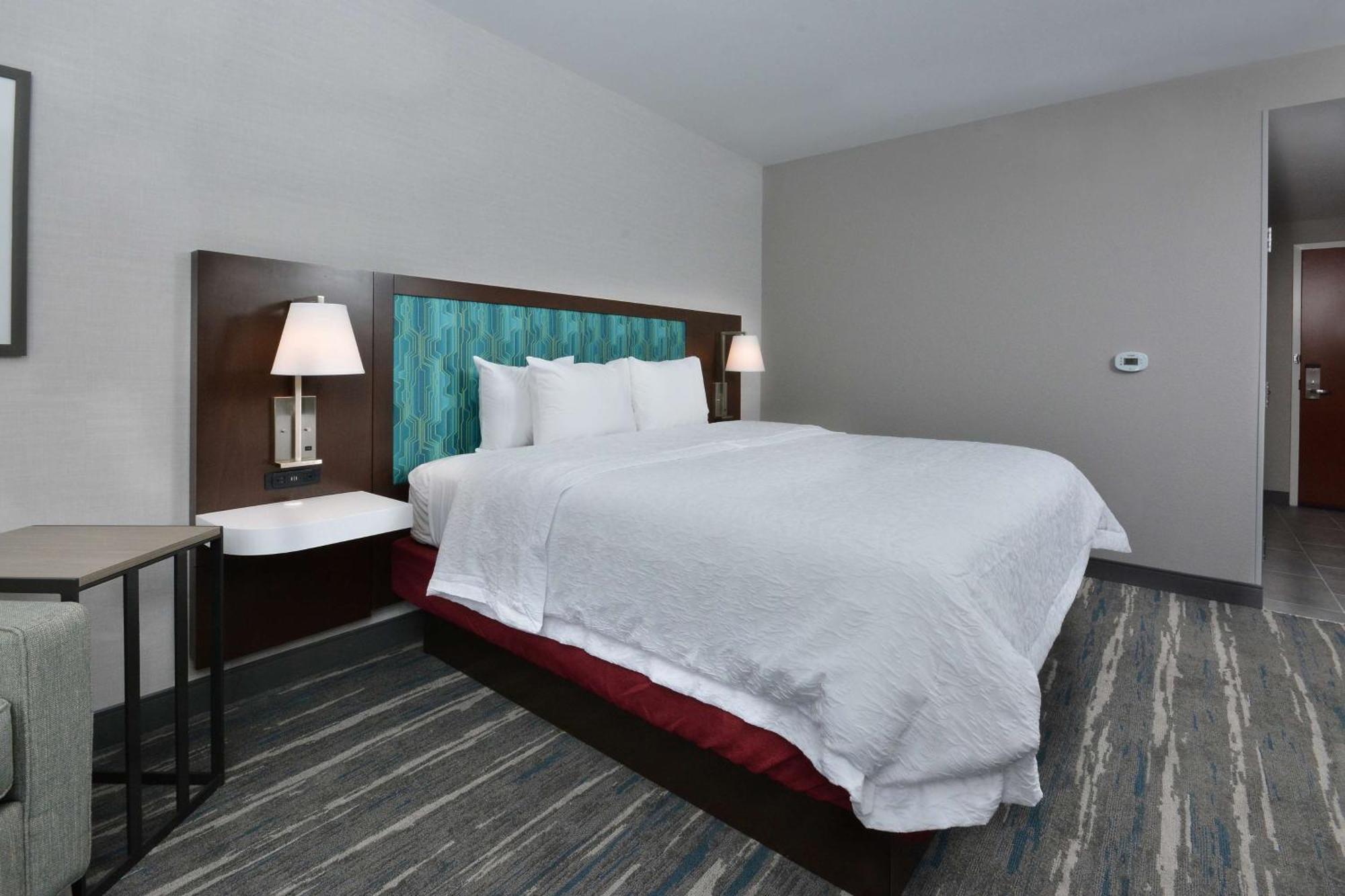 Hampton Inn & Suites Charlotte North I 485 Exteriör bild