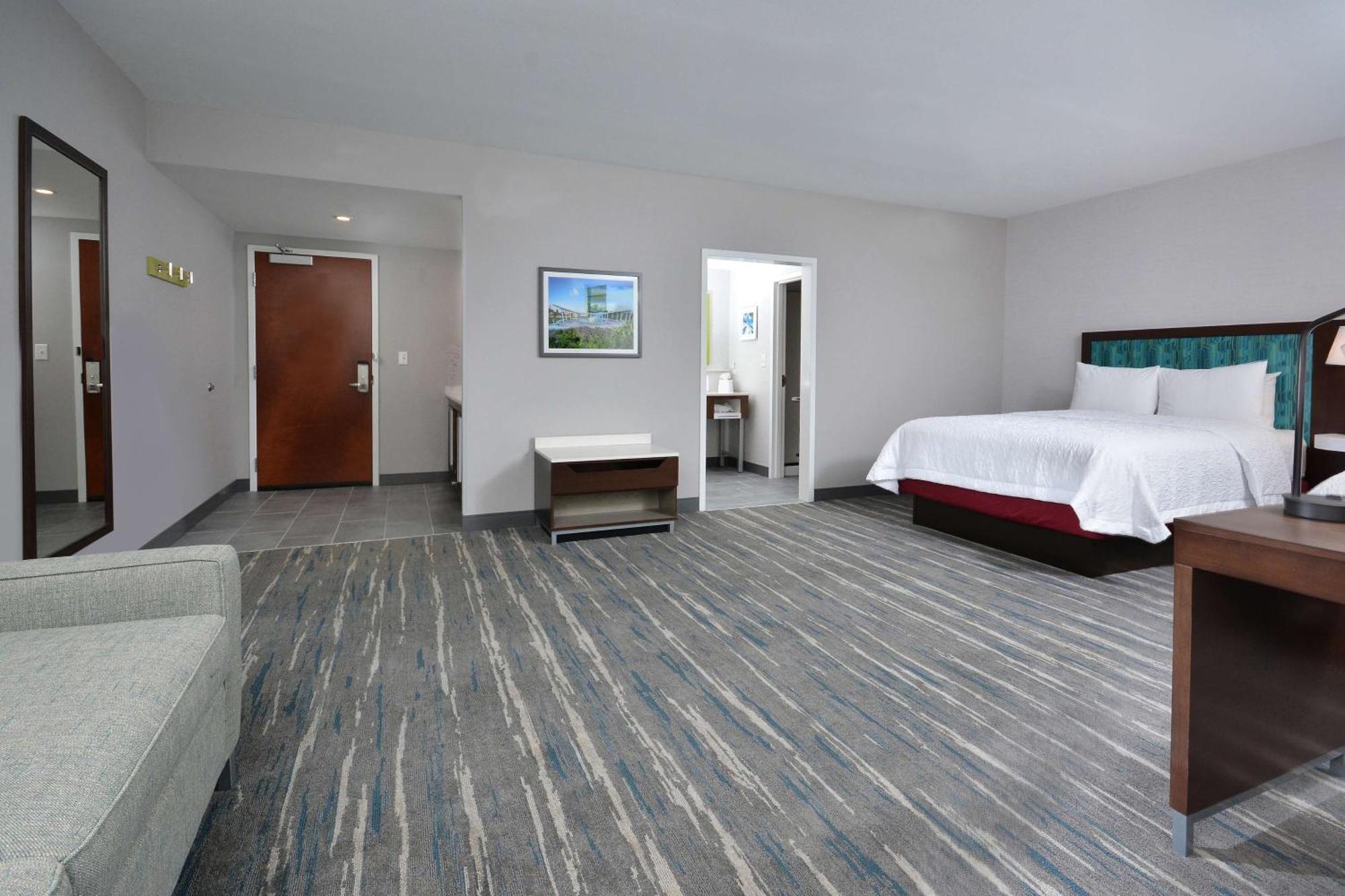 Hampton Inn & Suites Charlotte North I 485 Exteriör bild