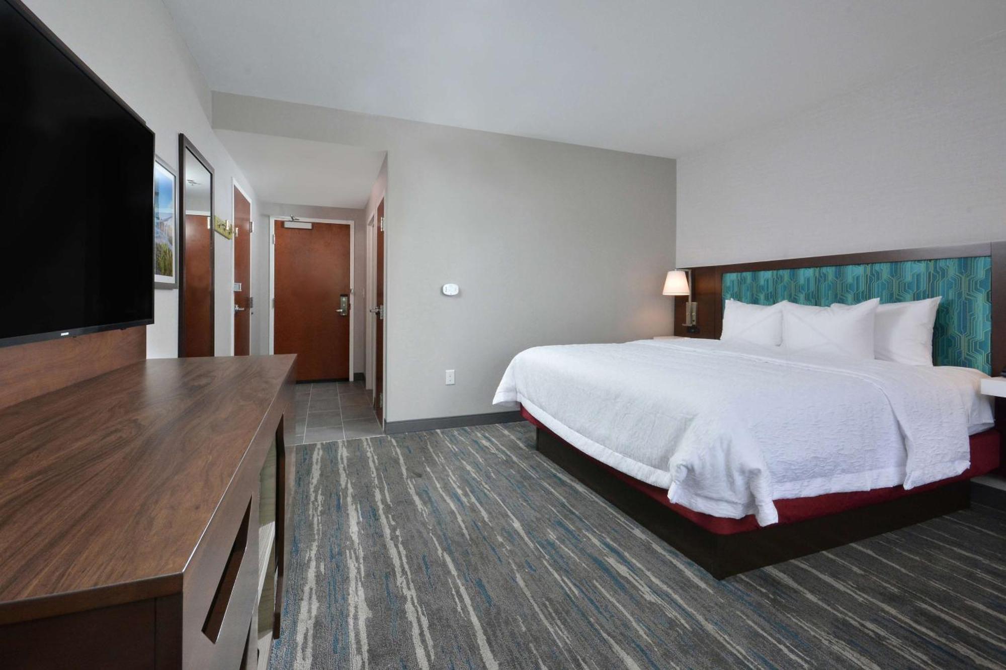 Hampton Inn & Suites Charlotte North I 485 Exteriör bild