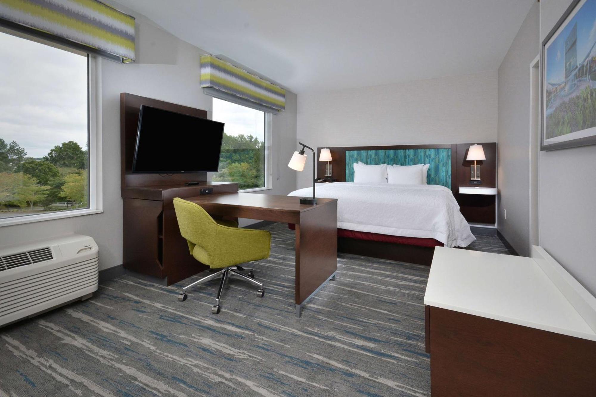 Hampton Inn & Suites Charlotte North I 485 Exteriör bild