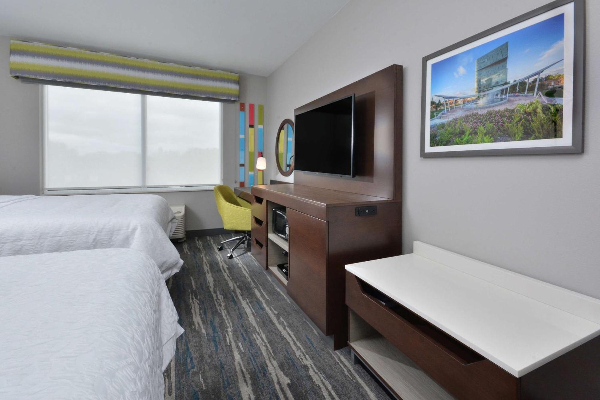 Hampton Inn & Suites Charlotte North I 485 Exteriör bild