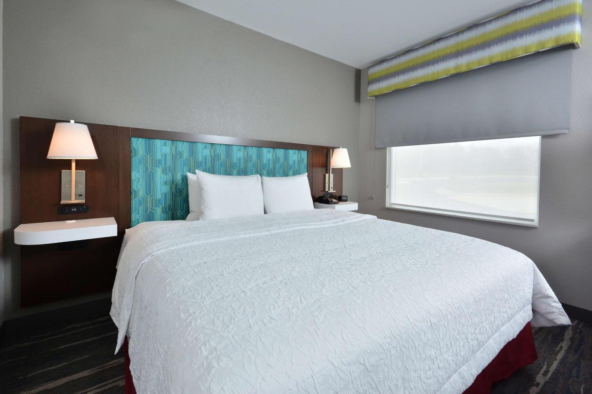 Hampton Inn & Suites Charlotte North I 485 Exteriör bild